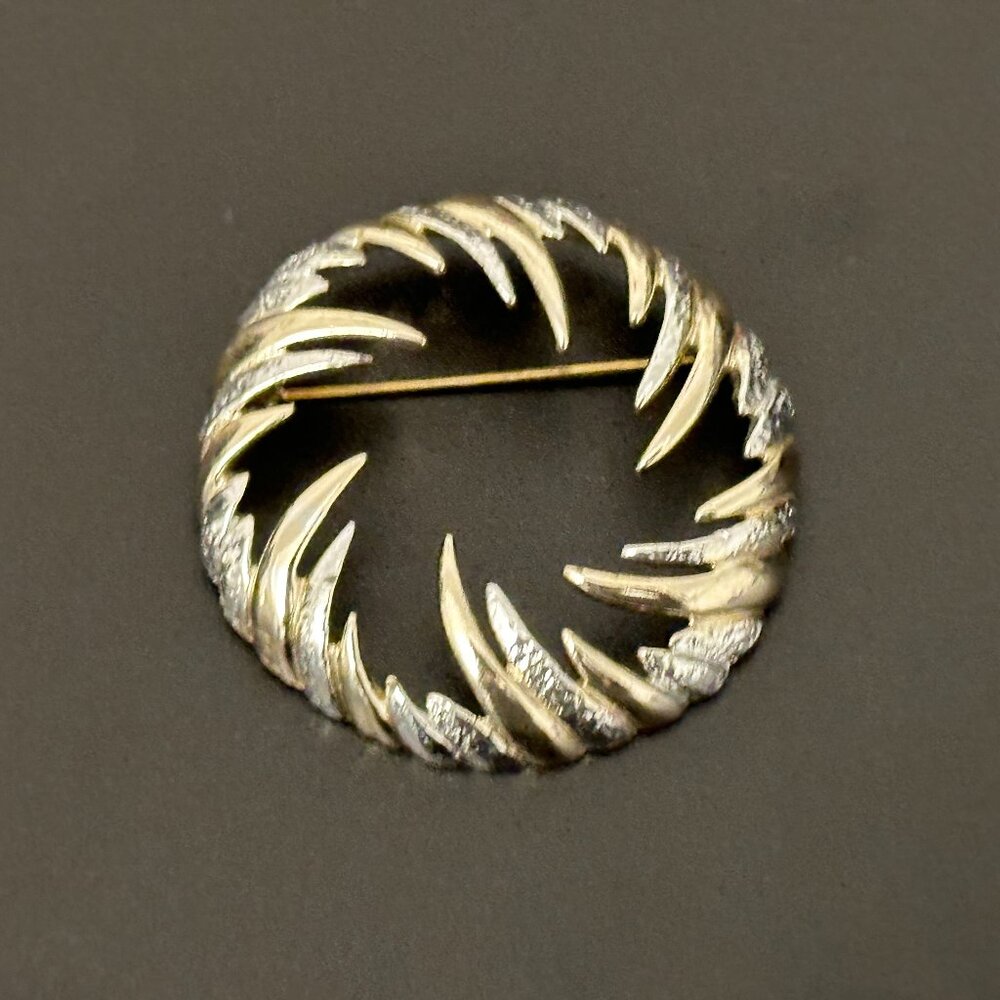 Sarah Ccventry Vintage Two Tone Brooch Fire & Ice Silver & Gold Tone Metal